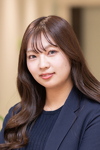 山田 莉子
